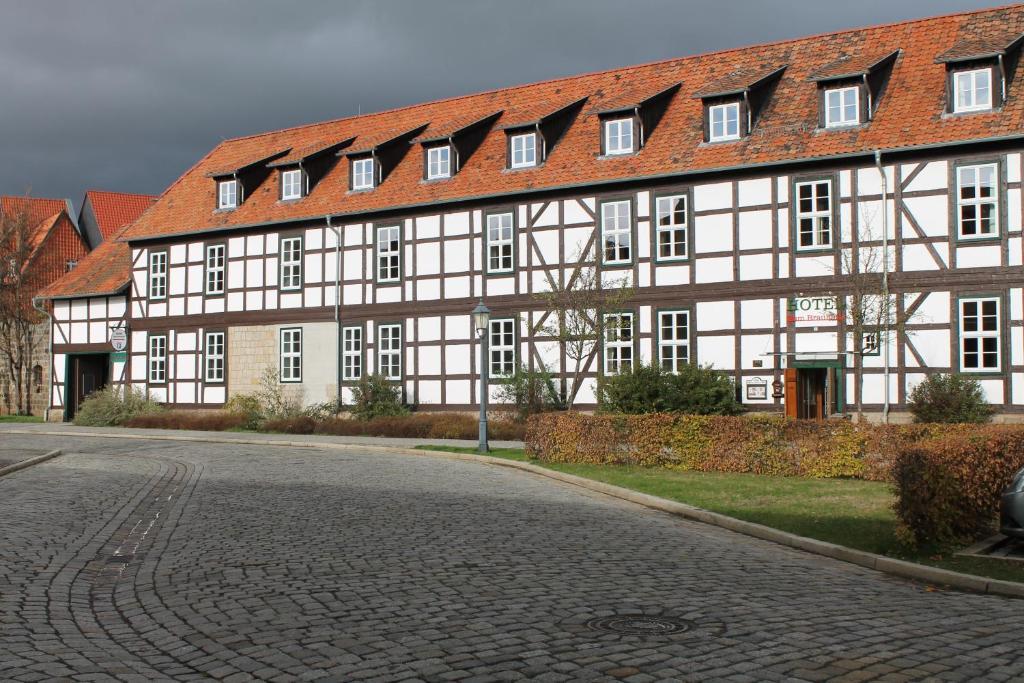 Hotel Zum Brauhaus Кведлинбург Екстериор снимка