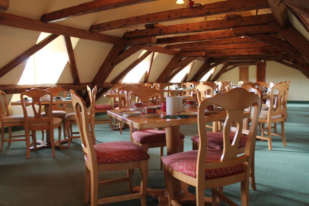 Hotel Zum Brauhaus Кведлинбург Екстериор снимка