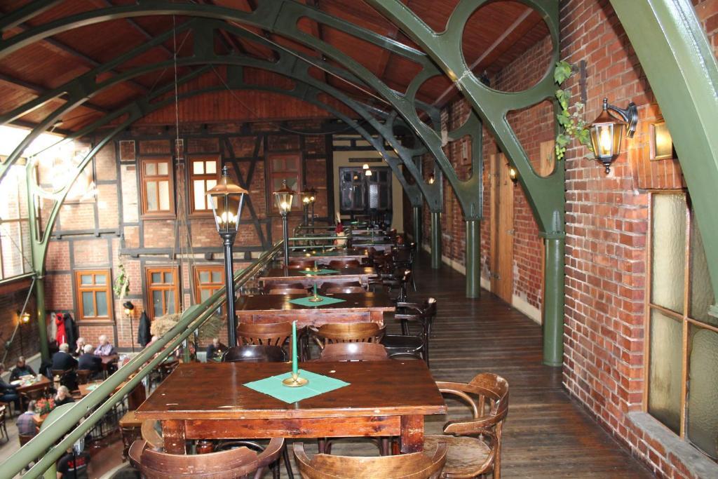 Hotel Zum Brauhaus Кведлинбург Екстериор снимка